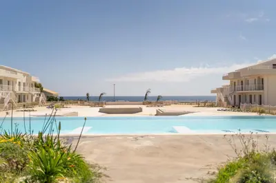 Piscina di GuestHost - Borgo 84 Marzamemi - Oasi Smeralda o nelle vicinanze