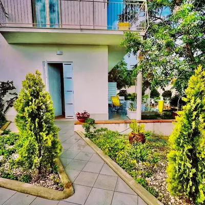 Giardino di B&B Villa Dunardi