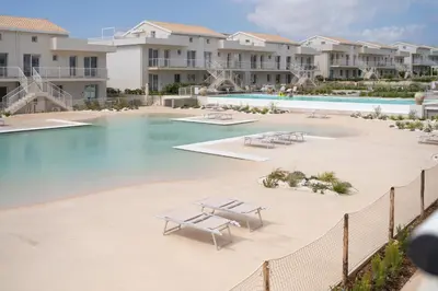Piscina di GuestHost - Borgo 84 Marzamemi - Angolo sul Mare o nelle vicinanze
