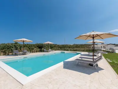 Piscina di Apartment Landhaus Appartement Ulivo by Interhome o nelle vicinanze
