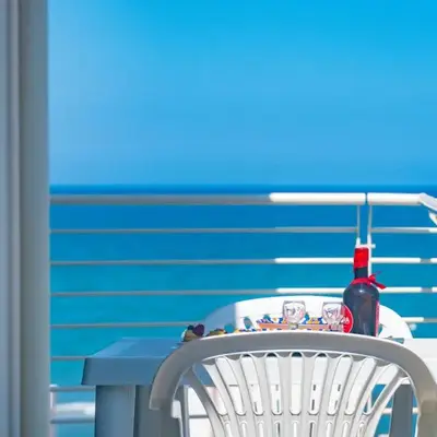 The Beach Apartment - Panoramic View