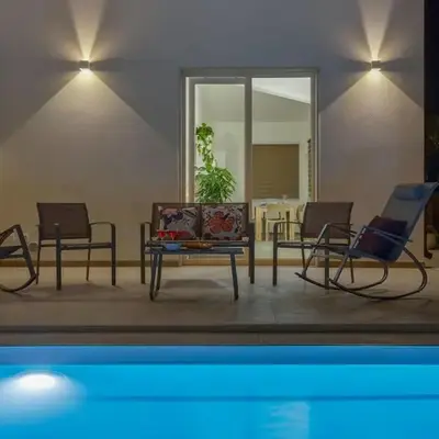 Villa Shamsi - heated pool and beach at 70mt