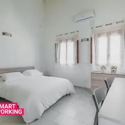 Modern duplex with balcony by Wonderful Italy